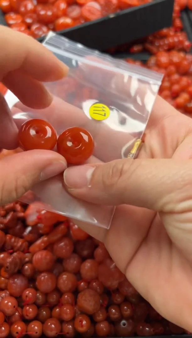 【闪购商品】南红玛瑙颈饰未镶嵌1