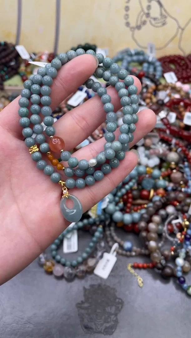 未镶嵌翡翠手饰287