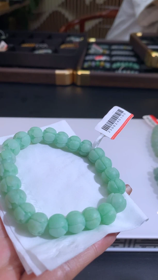未镶嵌定制翡翠黄*翡翠
