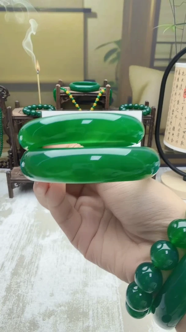 手镯玛瑙/玉髓未镶嵌用****6111