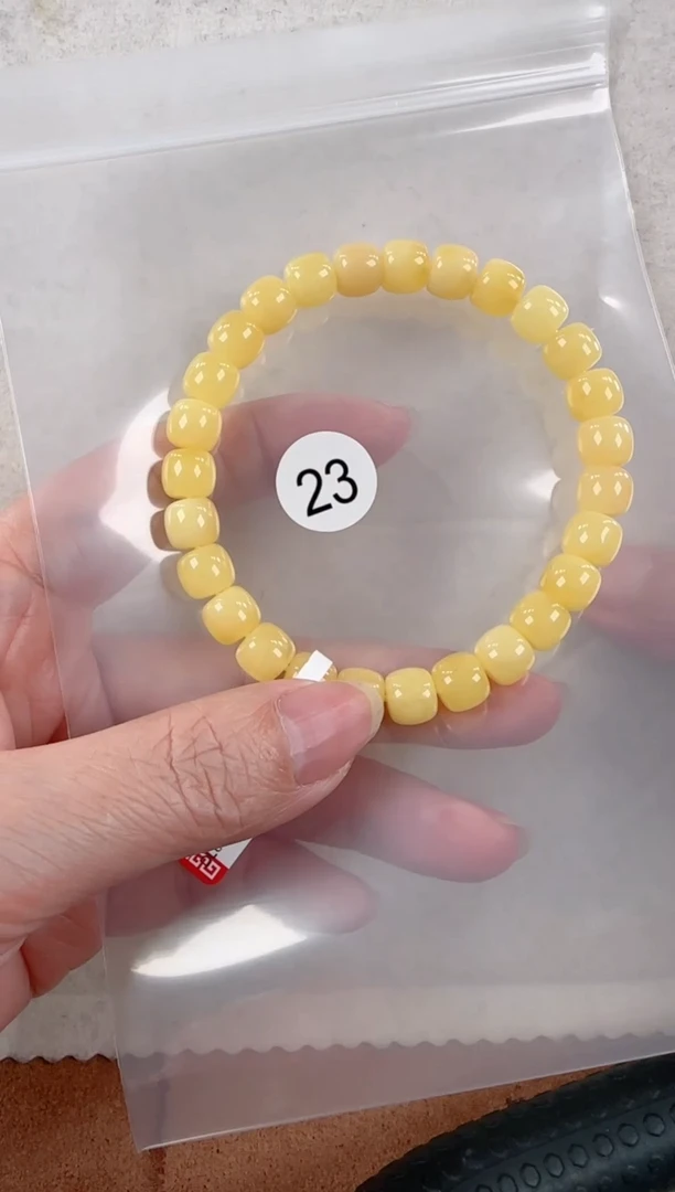 手串蜜蜡未镶嵌相*原矿无优化无胶裂蜜蜡单圈7.9左右