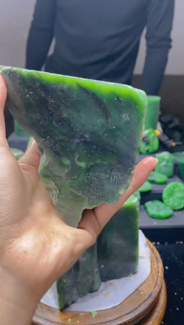 未镶嵌和田玉珠宝半成品1