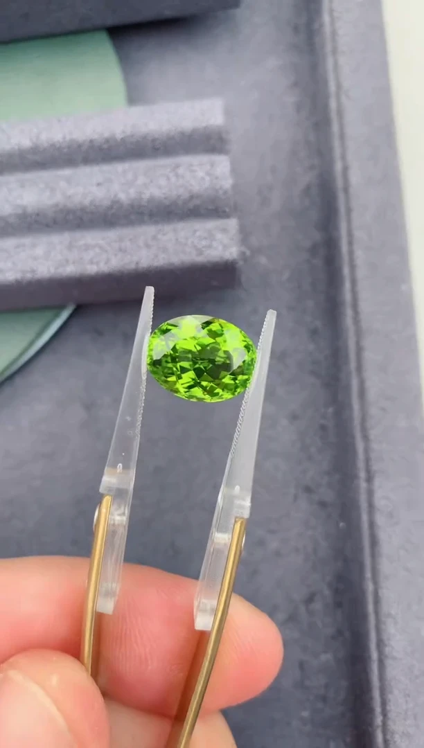 未镶嵌裸石定制橄榄石6ct 橄榄石 定制