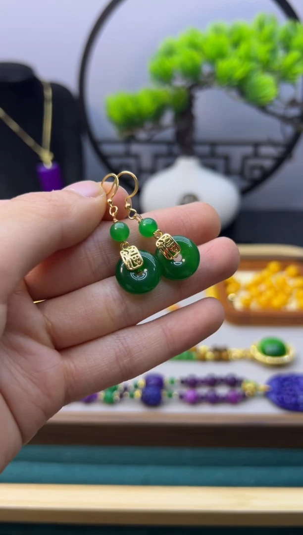 【闪购商品】翡翠颈饰14K金镶嵌E271