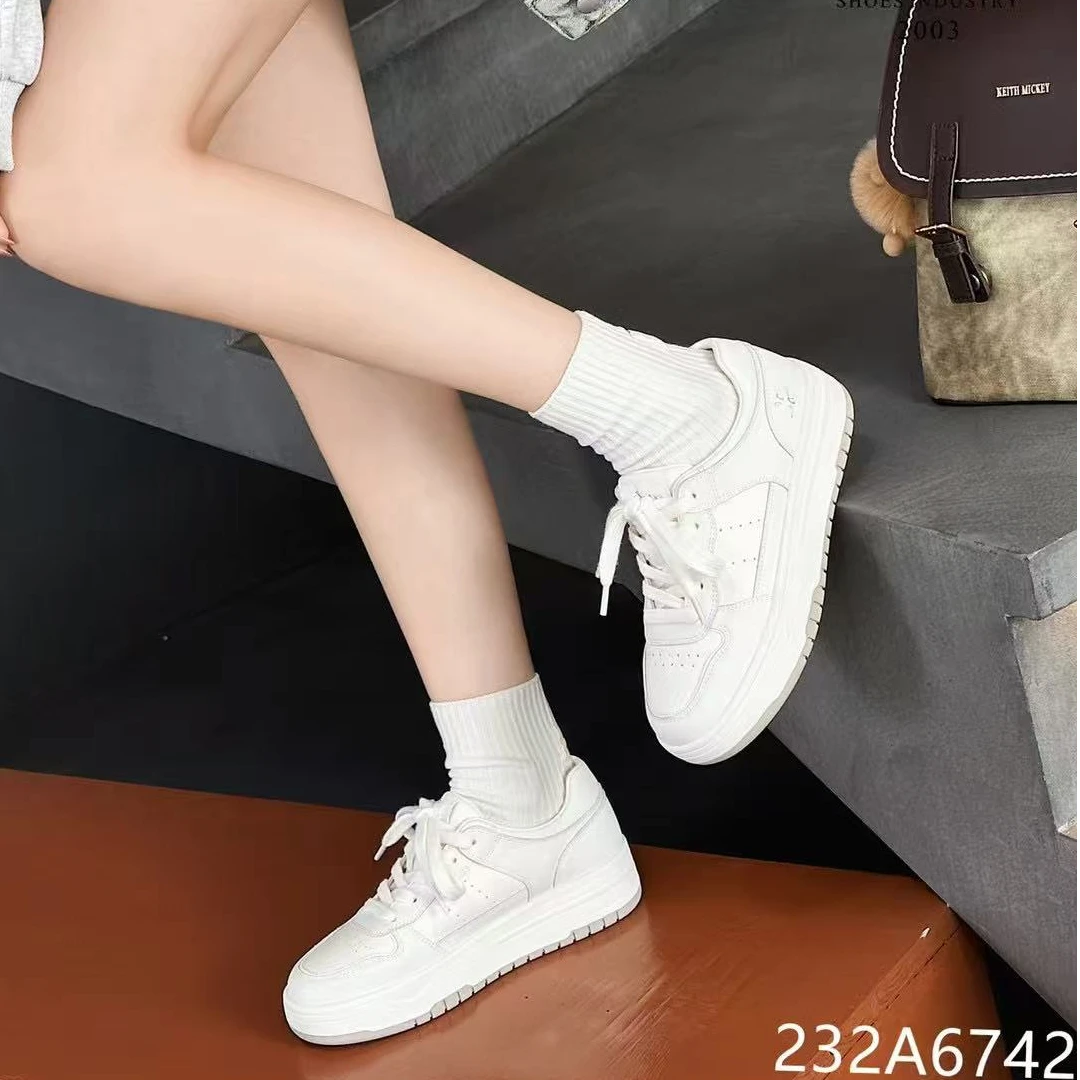 232a6742网红百搭真皮轻便小白鞋时尚