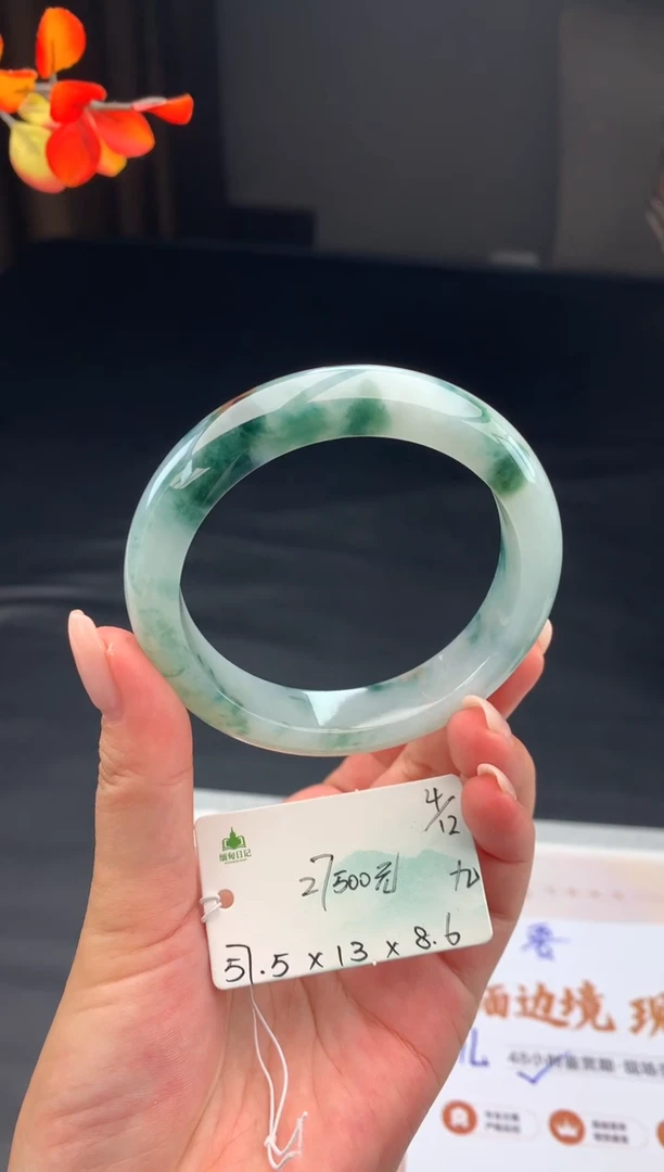 未镶嵌手镯翡翠翡翠自带#送人#，假一赔三