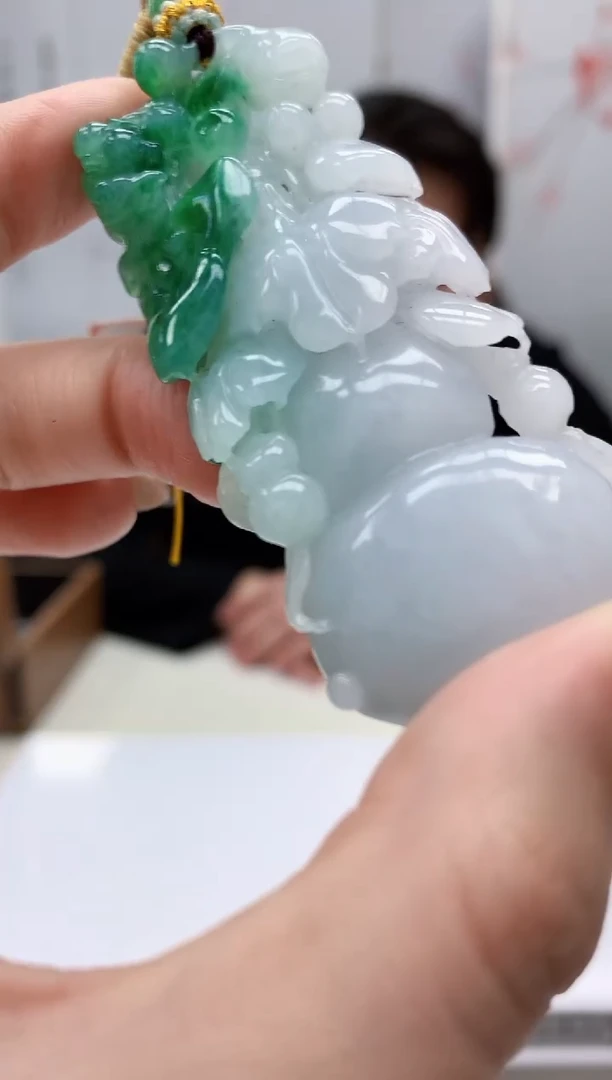 【闪购商品】定制翡翠未镶嵌5060jw-毛货挂件3820