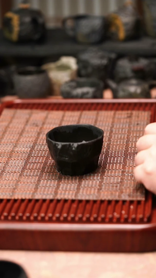 中式归玉堂冰碛岩重工雕刻手凿杯