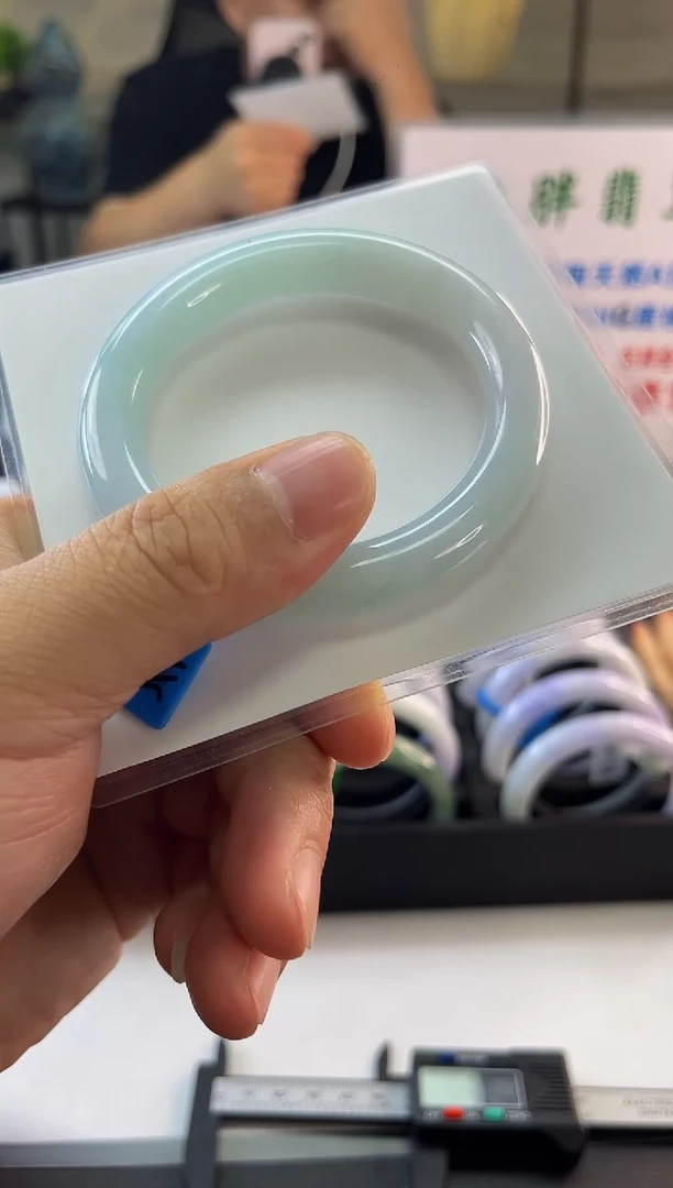 未镶嵌手镯（圆镯）翡翠翡翠   39