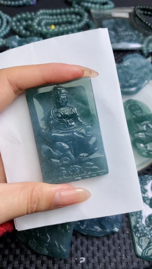 【闪购商品】翡翠颈饰未镶嵌111111111