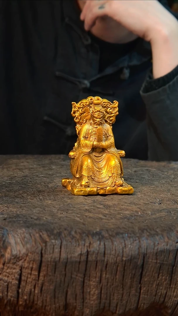 铜倔***想龙五爷小号