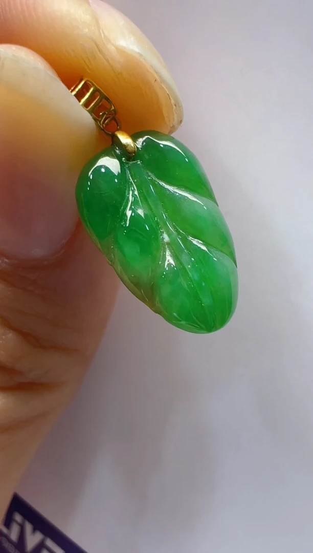 【闪购商品】翡翠吊坠(不含链)18K金镶嵌多样性团购发一件