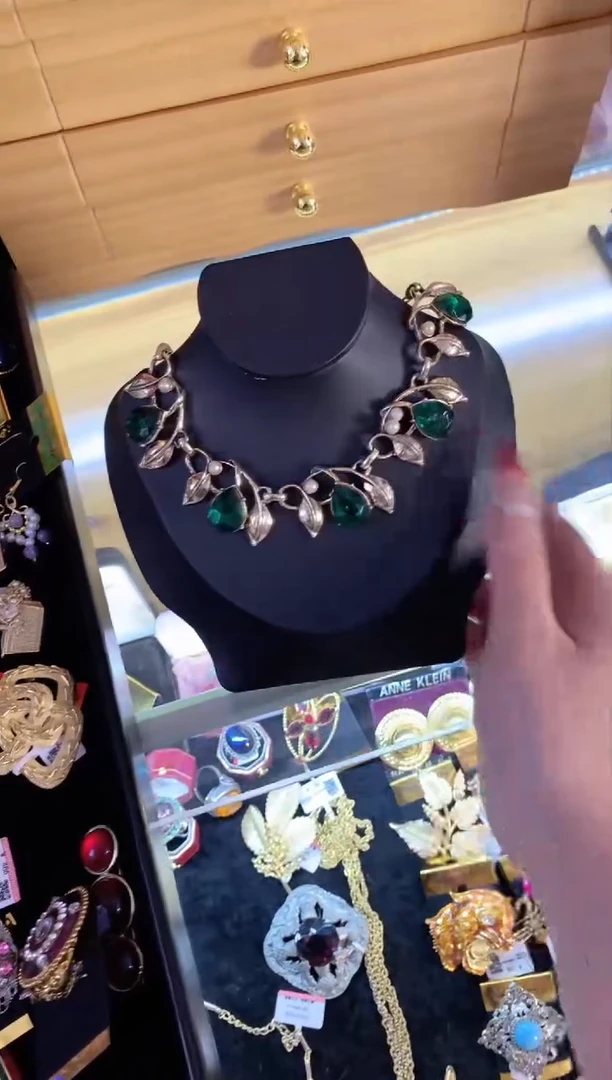 【闪购商品】瓷片楚楚中古珠宝甄选不退换