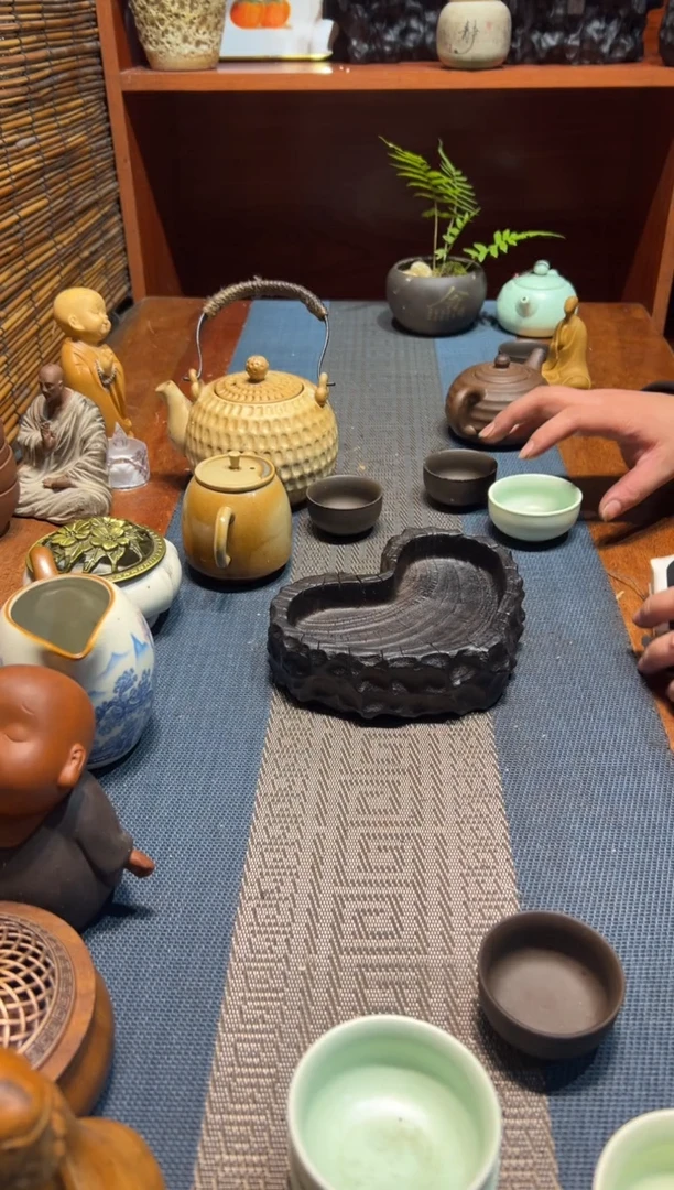 【闪购商品】香樟木木雕一物一拍