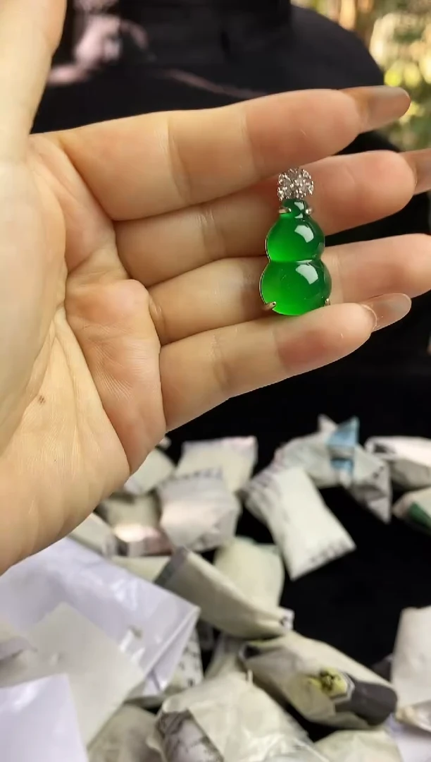 满色吊坠 所见即所得！！