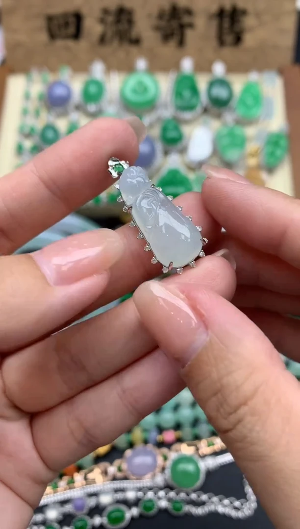 【闪购商品】翡翠颈饰18K金镶嵌155-中国好珍宝