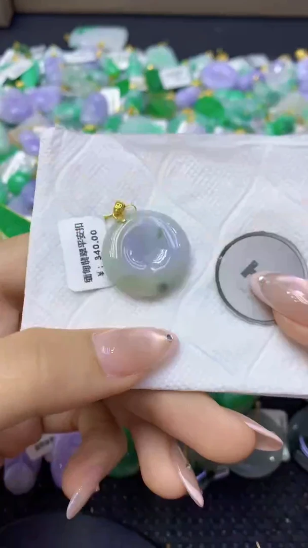 颈饰未镶嵌翡翠天然缅甸翡翠A货