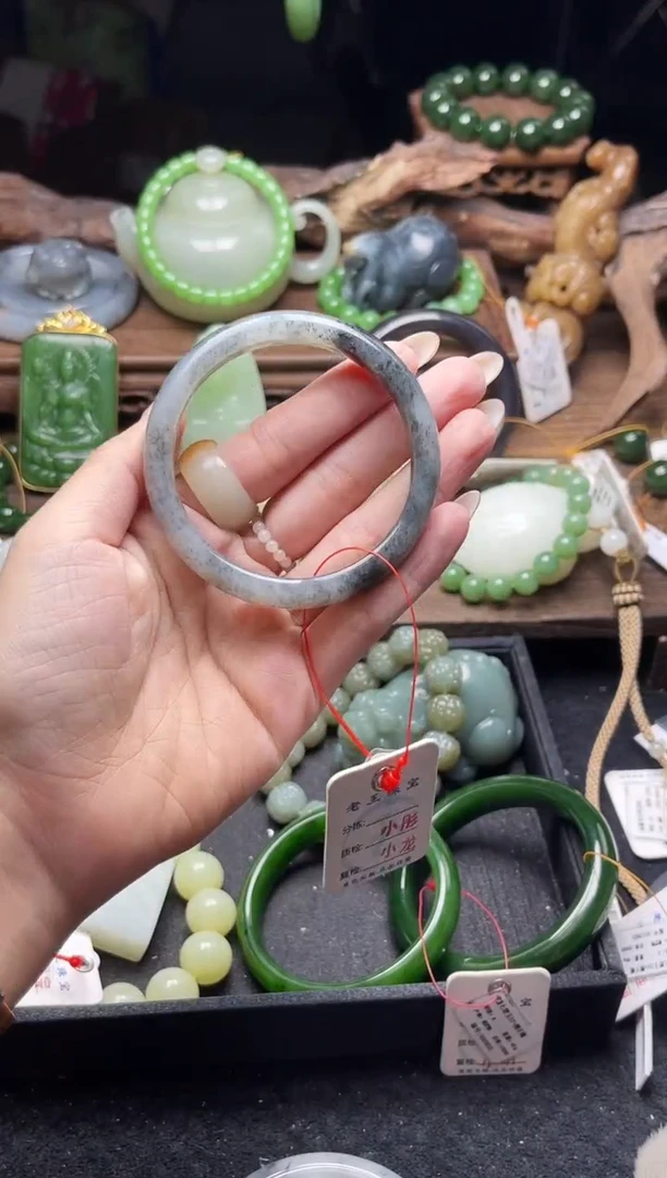 未镶嵌手镯和田玉墨玉青花 55圈9010947
