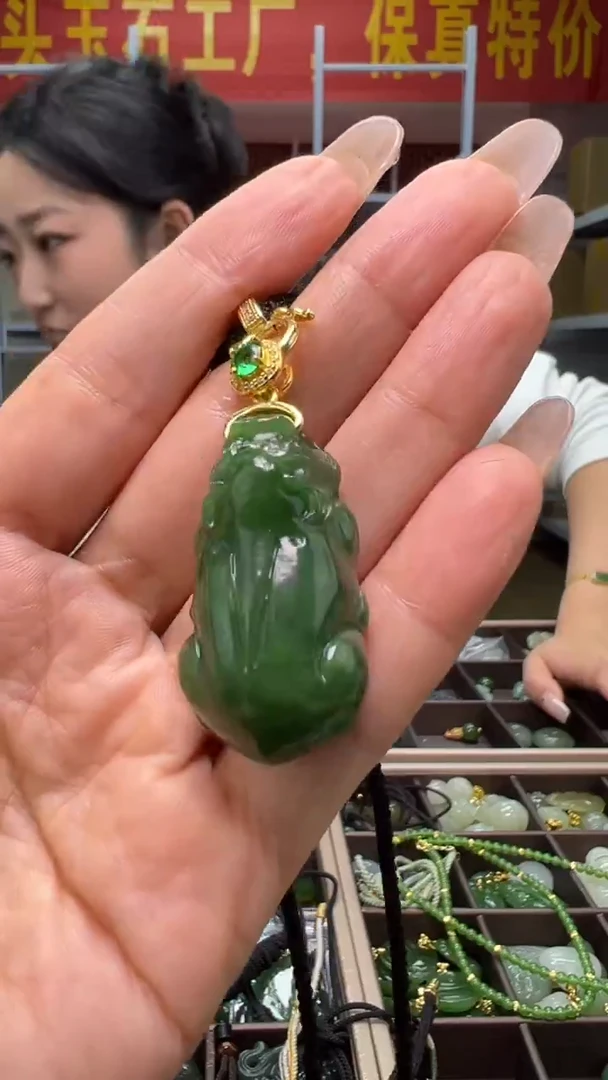 颈饰银S925镶嵌和田玉(多样性发货.发其一）10.7.72