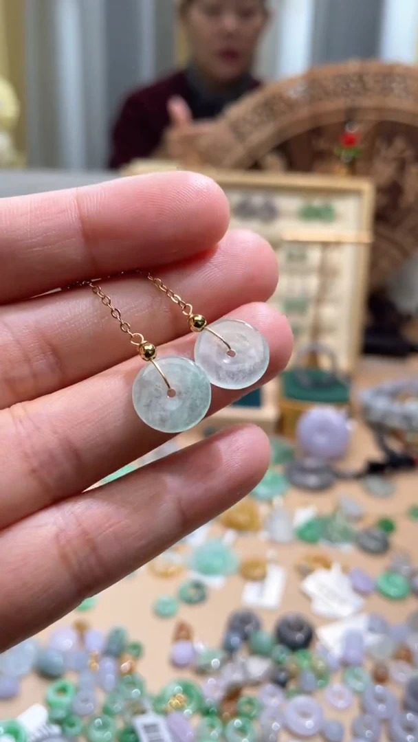 【闪购商品】翡翠颈饰未镶嵌平安扣一对