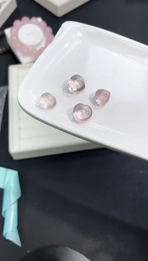 【闪购商品】水晶吊坠(不含链)未镶嵌88t多样性发其一/1个