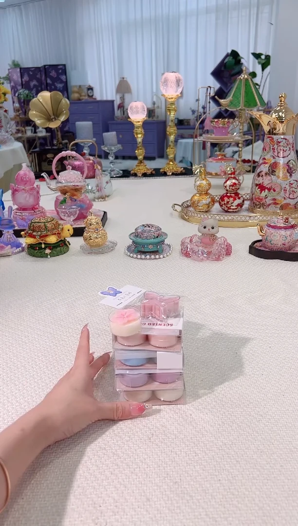 温茶蜡4盒+1蝴蝶+1花瓣