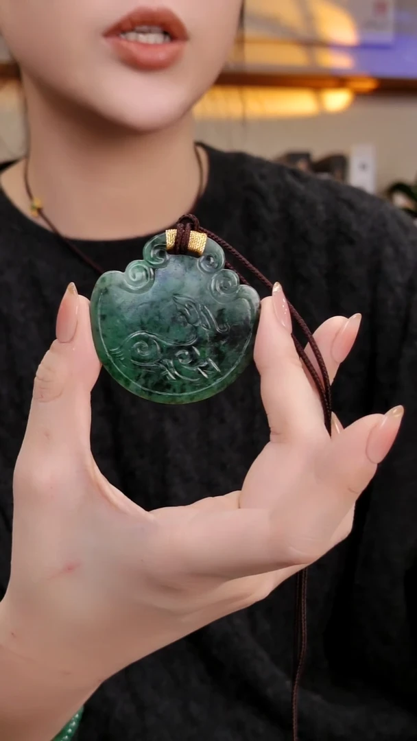 颈饰未镶嵌翡翠国风