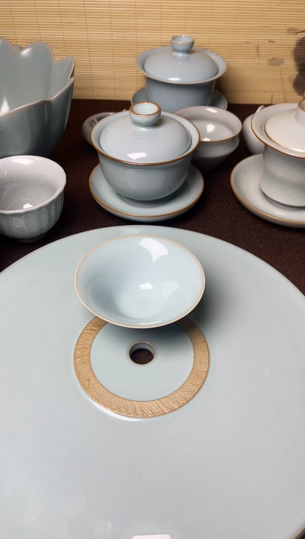 清仓引流品-全品天青釉斗笠杯