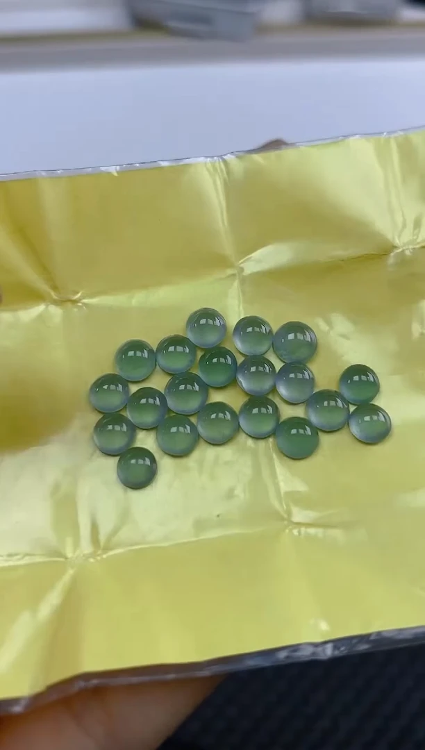 定制翡翠未镶嵌天然翡翠蛋面66