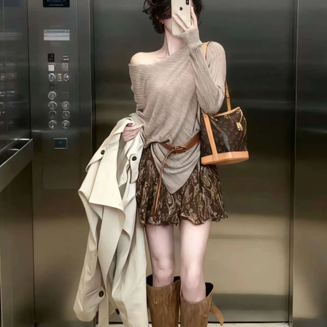 Q潮流轻奢女士斜挎百搭休闲小众包（运费险顺丰包邮）