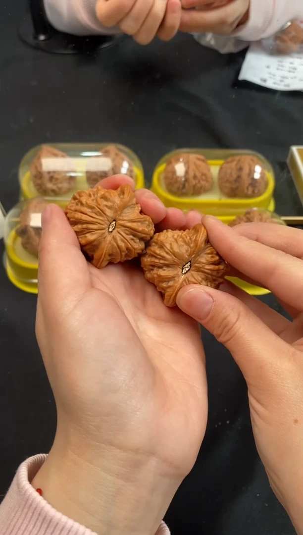 把件文玩核桃血麒麟39尺Z361