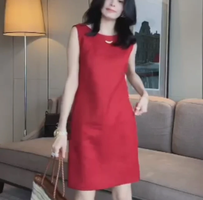 2025夏季新款网红同款洋气减龄韩版爆款气质时尚连衣裙-姑qq