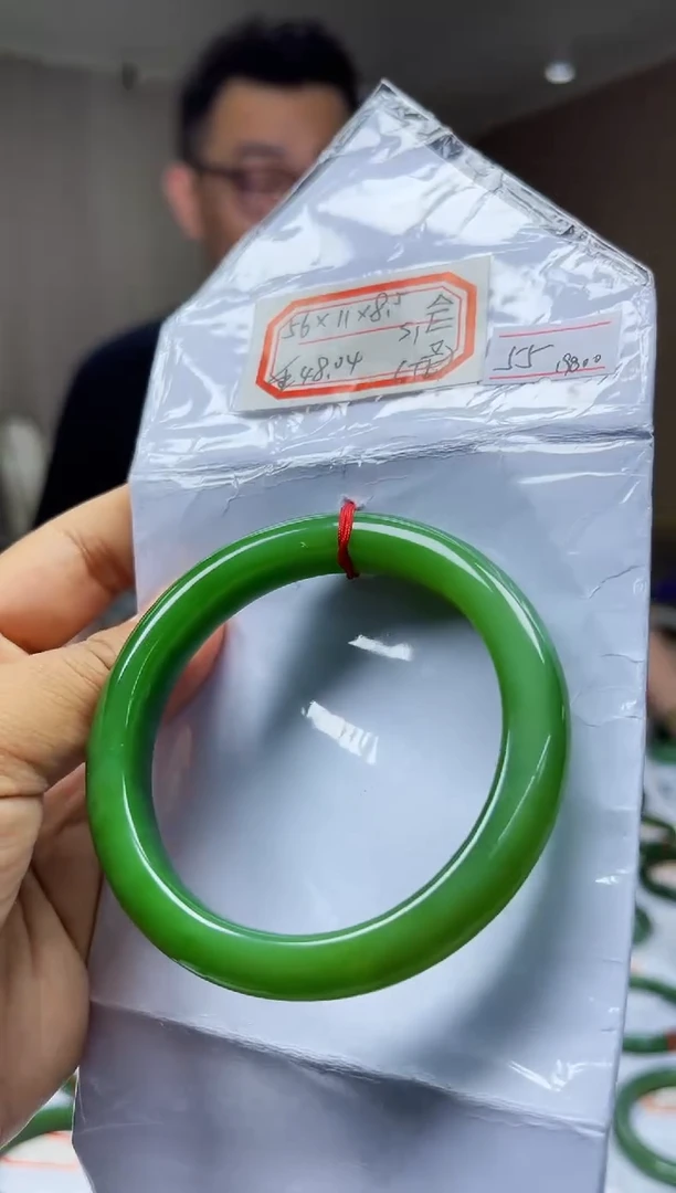 和田玉（碧玉）未镶嵌颈饰精品碧玉手镯55+