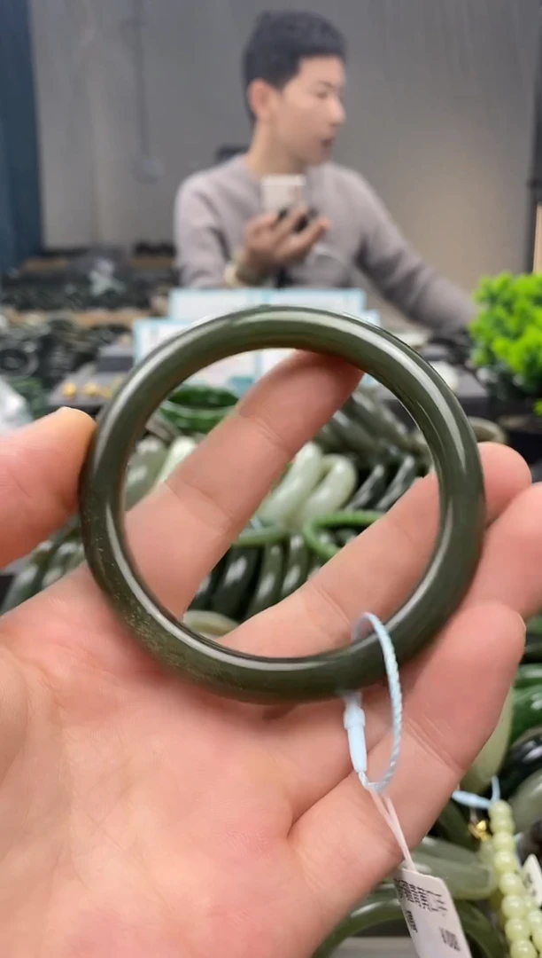 未镶嵌手镯和田玉57.6