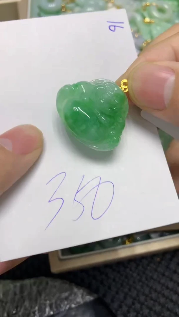 颈饰18K金镶嵌翡翠翡翠111111111