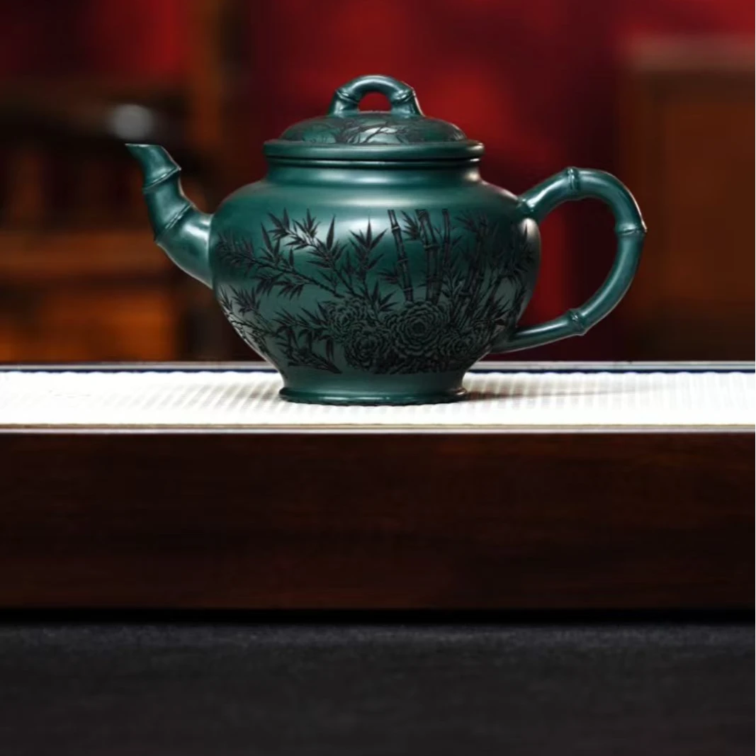 宜兴紫砂 竹段报春 绿泥 李雨瑶 h666