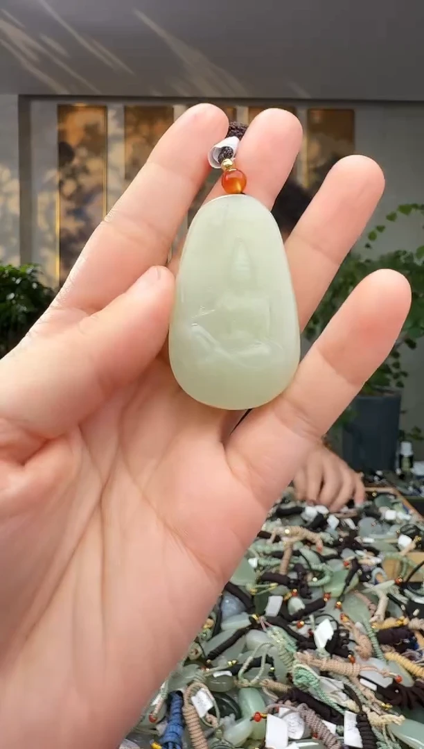未镶嵌和田玉挂件拍一发一