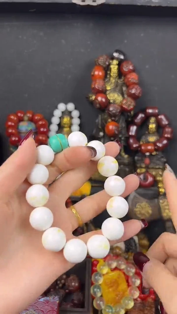 【闪购商品】蜜蜡手链未镶嵌手串