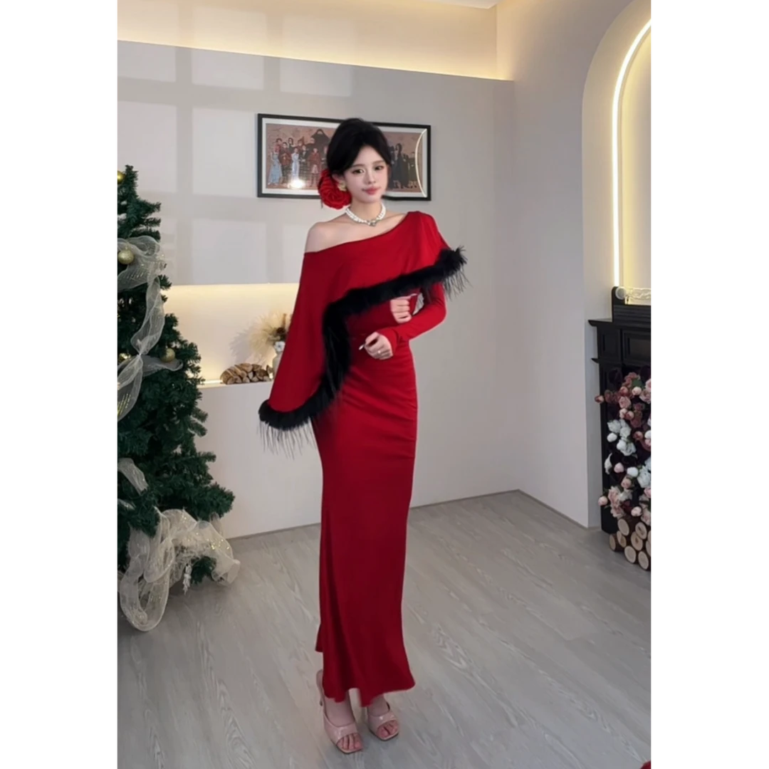 XQIN【瑶落朱樱】复古圣诞红色高级感斜肩长袖连衣裙SXQHZ407973
