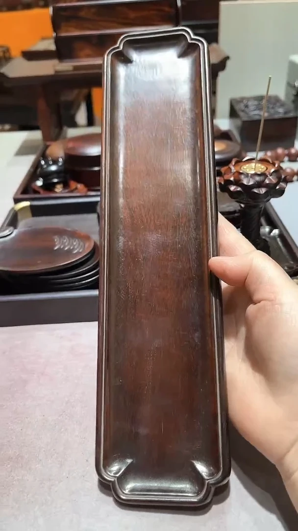 木精品木雕盘精工细作