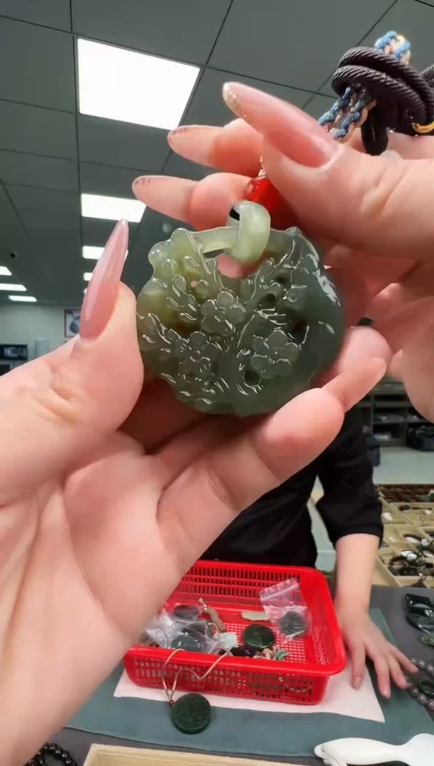 未镶嵌和田玉挂件b75多样性发货发其一