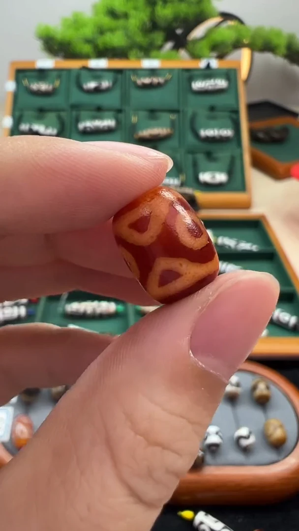 玛瑙/玉髓（覆膜）颈饰未镶嵌113.（微瑕随机发货）