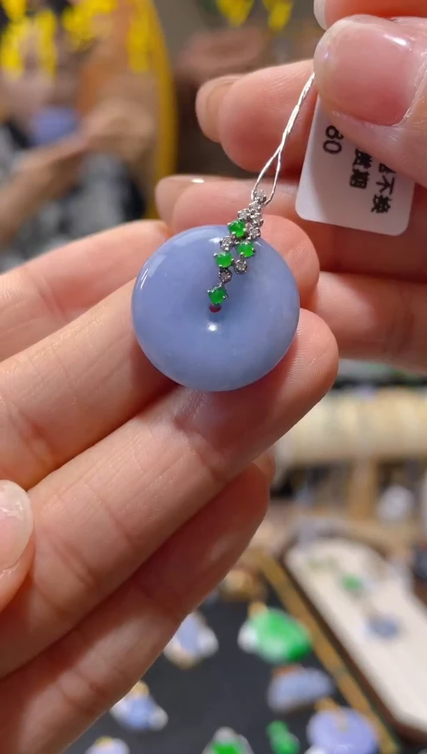 【闪购商品】翡翠颈饰18K金镶嵌假一赔三
