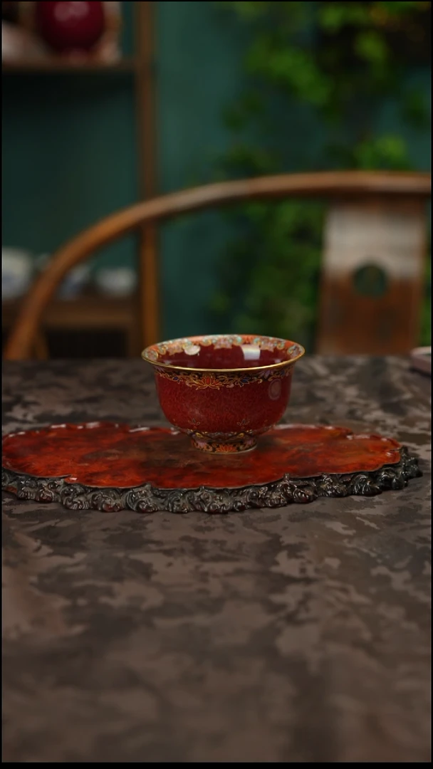 手绘朗红珐琅彩主人杯