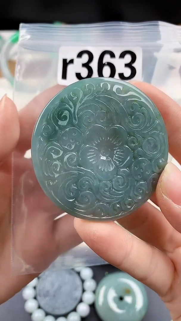 颈饰未镶嵌翡翠天然翡翠吊坠挂件