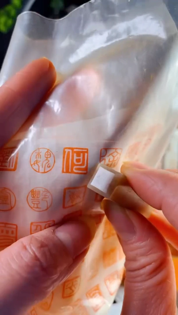 巴林石印石手工篆刻《何》1.0 巴林 白文