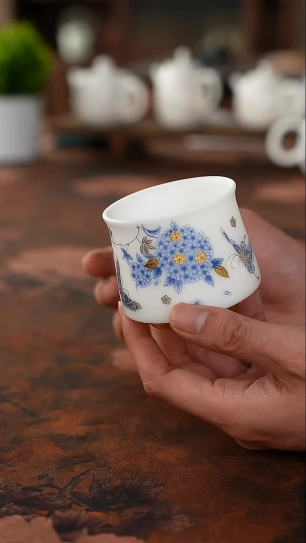 林建文白瓷蓝绣球主人杯0801