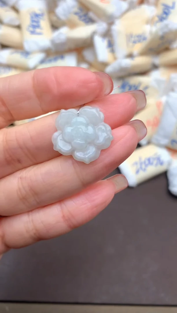 翡翠挂件未镶嵌多样性发货（发一个）
