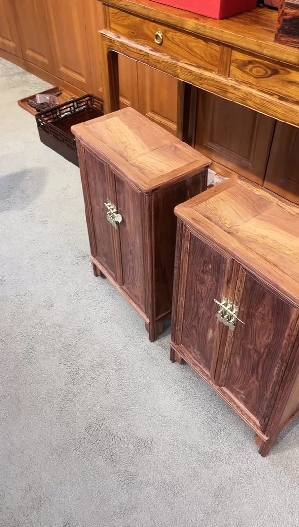 【闪购商品】木黄花梨面条柜一对 尺寸37*20*58