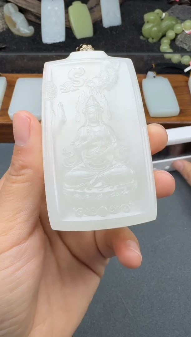 颈饰未镶嵌和田玉2